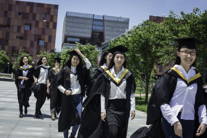 Du học Trung Quốc có thể ở lại học tiếp hay về nước ứng tuyển vào các công ty liên doanh, doanh nghiệp quốc tế theo chuyên ngành học tập
