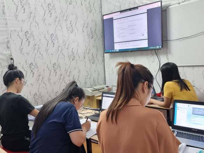 Hãy ưu tiên những trung tâm học tiếng Trung cấp tốc có học phí công khai, chương trình rõ ràng