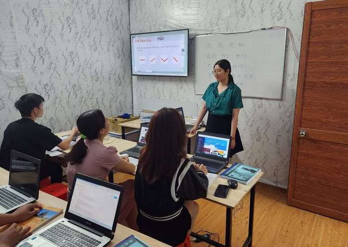 Chứng chỉ HSKK: Mục đích, yêu cầu và cách thi 4 Chứng chỉ HSKK cao cấp chỉ dành cho người học đạt đến trình độ như người bản xứ