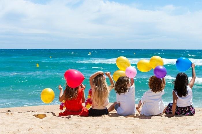 299+ từ vựng tiếng Trung chủ đề mùa hè cực kỳ thú vị 3 Biết nhiều từ vựng tiếng Trung chủ đề mùa hè giúp bạn tường thuật lại kỳ nghỉ cùng các hoạt động ngoài trời sôi động